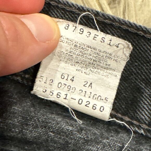 Levis vintage cutoff 560 shorts size 12 - Picture 3 of 7